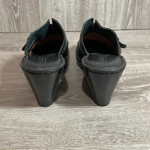 Born Black Leather Buckle Heeled Clogs Mules 8 - Picture 4 of 15